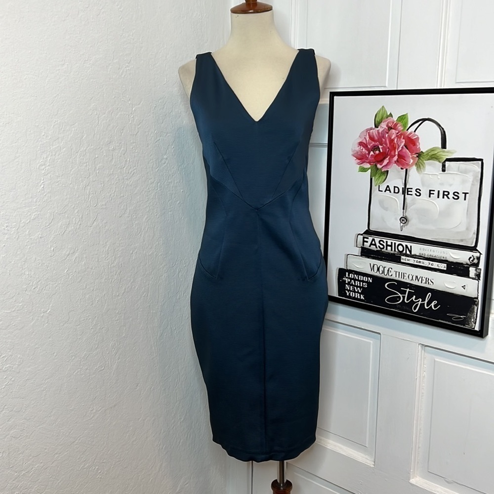 ZAC Zac Posen Blue V-Neck Ribbed Midi Dress Size 2